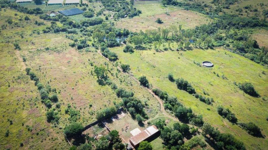 6 Bedroom Property for Sale in Hartbeespoort North West